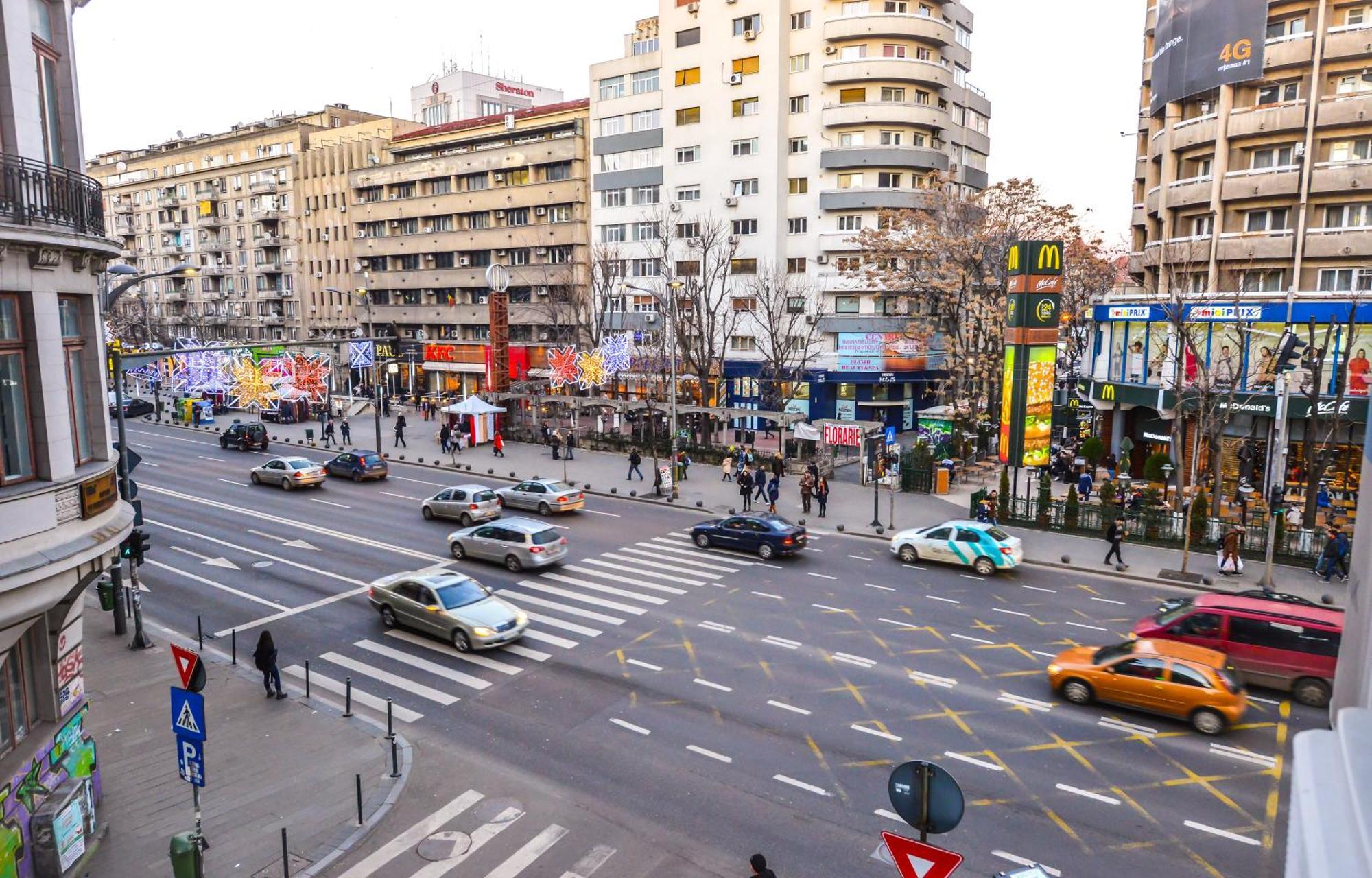 Downtown By Grand Accommodation Bucharest Luaran gambar